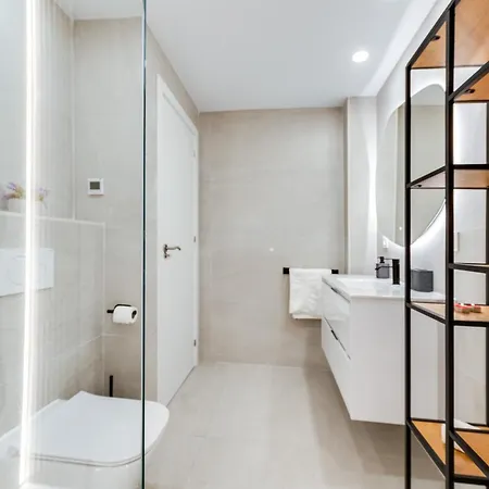 Apartment Newly Renovated Sunlit 3 Bdrm With Stunning Views Marbella