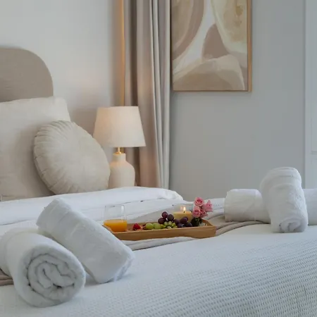 Newly Renovated Sunlit 3 Bdrm With Stunning Views Apartment Marbella